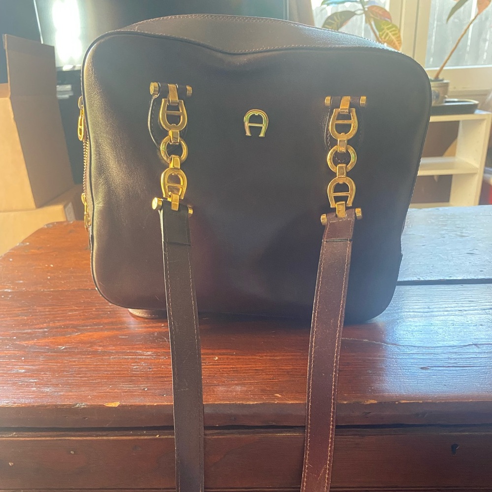 Vintage Elegant Brown Leather Bag by Etienne Aigner